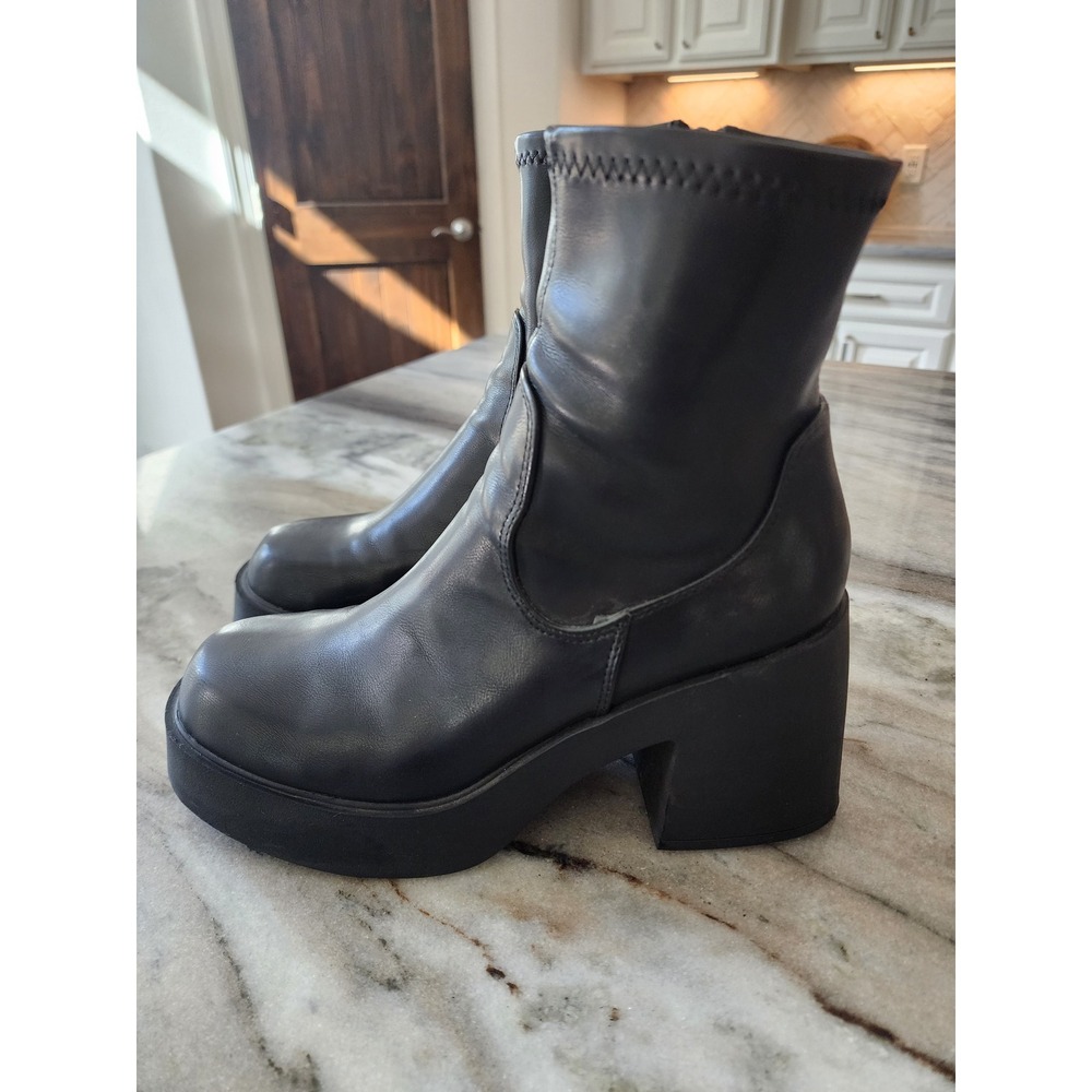 Madden Girl Black Platform Chunky Block Heel Ankle Boots Womens Size 9 Round Toe